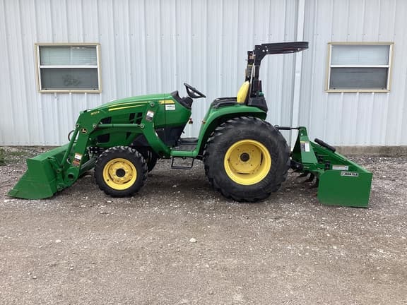 Image of John Deere 3025E equipment image 3