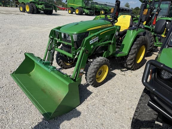 Image of John Deere 3025E equipment image 1