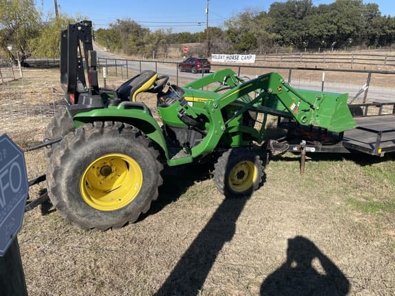 Image of John Deere 3032E equipment image 2