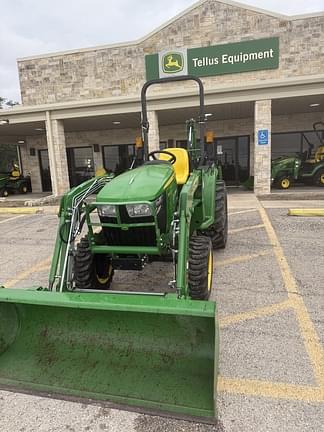 Image of John Deere 3032E equipment image 2