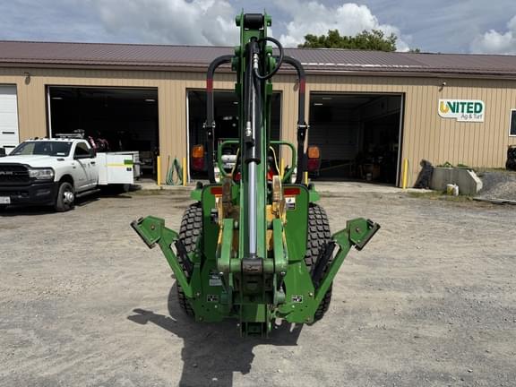 Image of John Deere 3033R equipment image 3