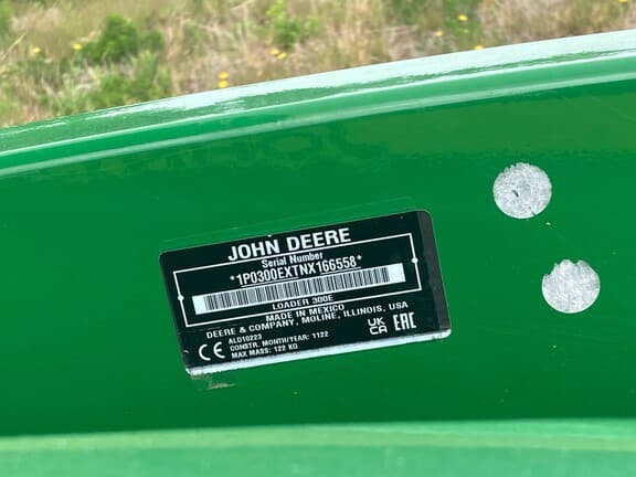 Image of John Deere 3035D equipment image 3