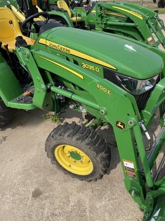 Image of John Deere 3035D Primary image