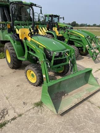 Image of John Deere 3035D equipment image 1