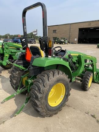 Image of John Deere 3035D equipment image 2