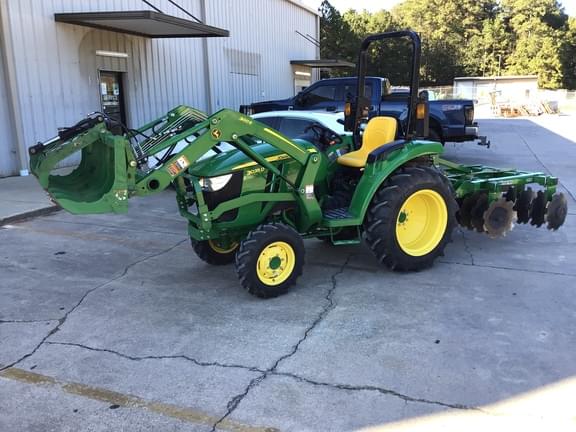 Image of John Deere 3035D equipment image 2
