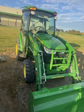 Image of John Deere 3039R Primary image