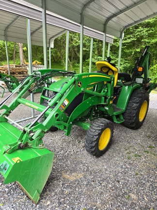 2022 John Deere 3039R Equipment Image0