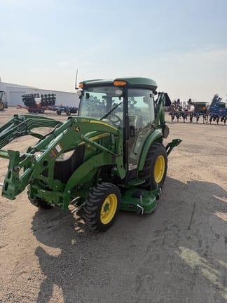 2022 John Deere 3046R Equipment Image0