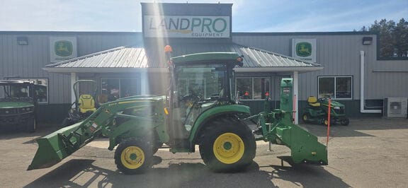2022 John Deere 3046R Equipment Image0