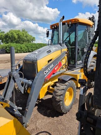Image of John Deere 310SL equipment image 1