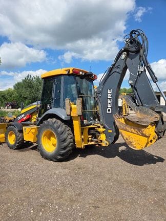 2022 John Deere 310SL Equipment Image0