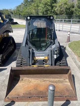 Image of John Deere 317G equipment image 4