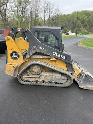 2022 John Deere 317G Equipment Image0