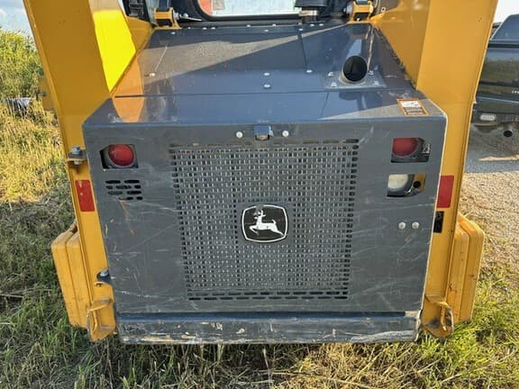 Image of John Deere 317G equipment image 4