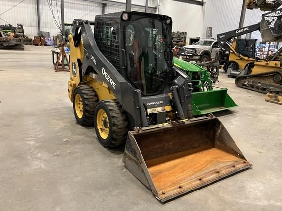 Image of John Deere 318G Primary image