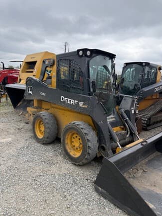 Image of John Deere 324G equipment image 3