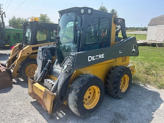 2022 John Deere 324G Equipment Image0