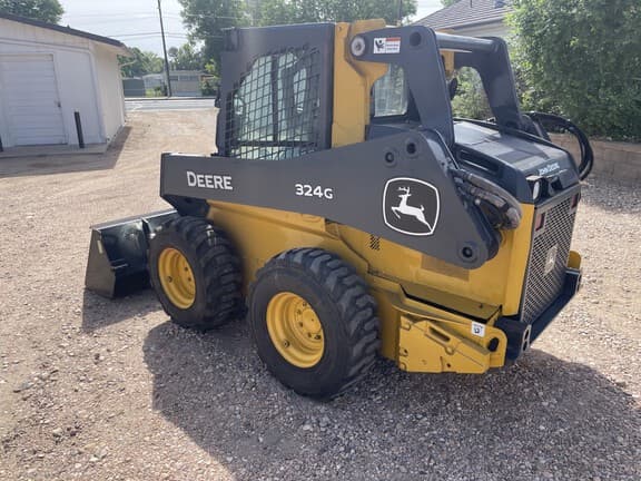 Image of John Deere 324G equipment image 3