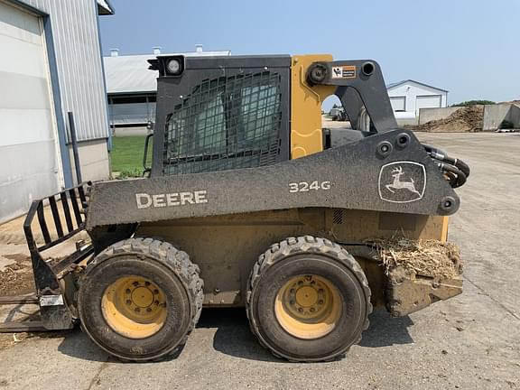 Image of John Deere 324G equipment image 3