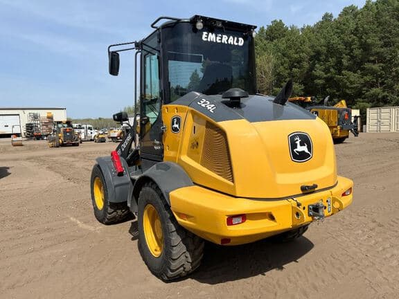 Image of John Deere 324L equipment image 2