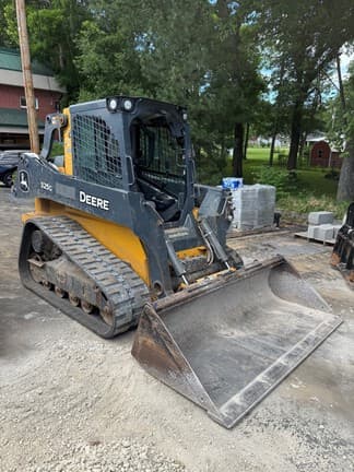 Image of John Deere 325G Primary image