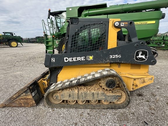 2022 John Deere 325G Equipment Image0