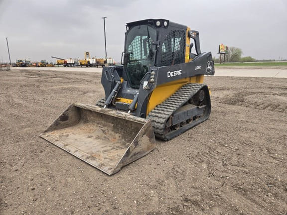 2022 John Deere 325G Equipment Image0
