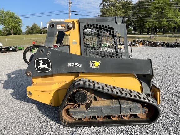 Image of John Deere 325G equipment image 4