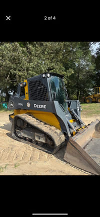 2022 John Deere 325G Equipment Image0