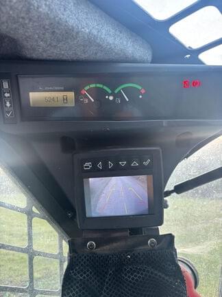 Image of John Deere 325G equipment image 4