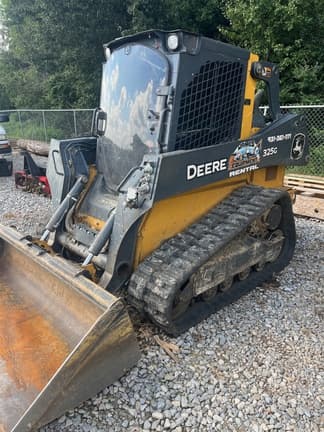 Image of John Deere 325G Primary image