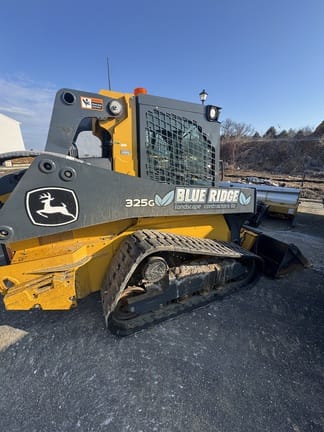 2022 John Deere 325G Equipment Image0