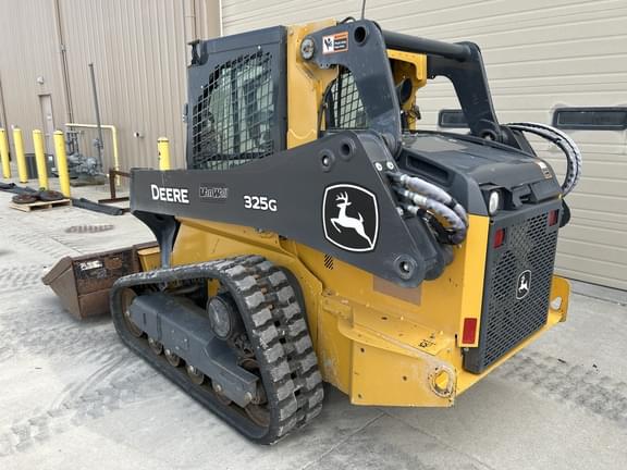 Image of John Deere 325G equipment image 4