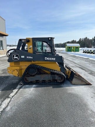 2022 John Deere 325G Equipment Image0