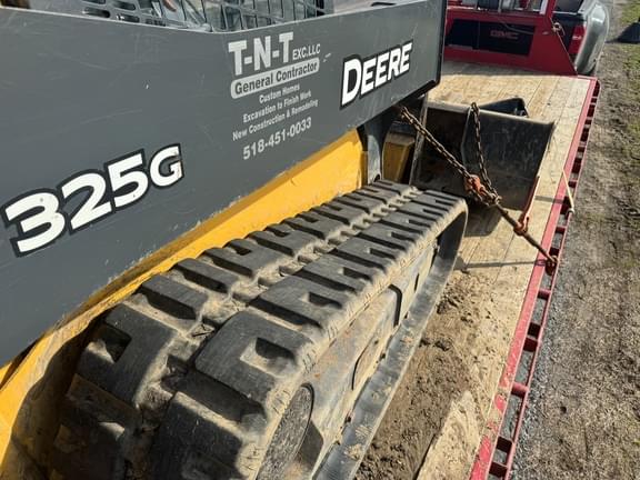 Image of John Deere 325G equipment image 3