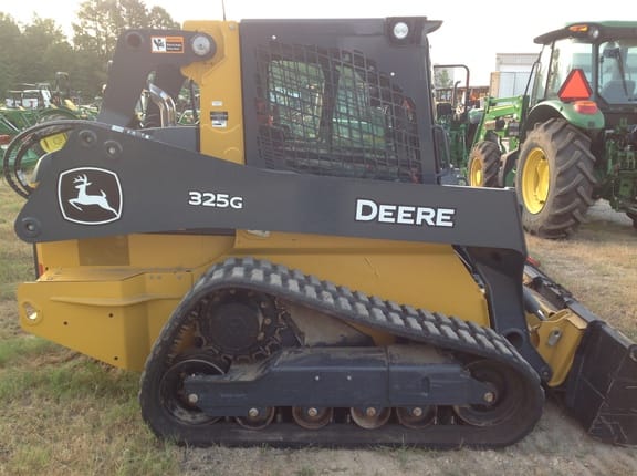 2022 John Deere 325G Equipment Image0