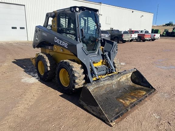 Image of John Deere 330G equipment image 1