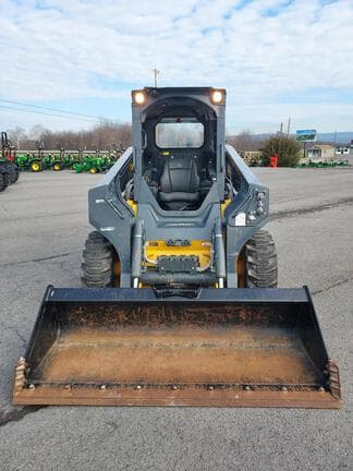 Image of John Deere 330G equipment image 2