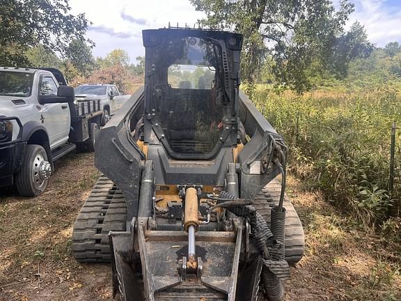 Image of John Deere 331G equipment image 3