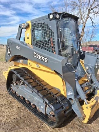 Image of John Deere 331G equipment image 2