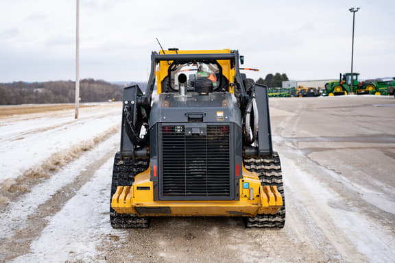 Image of John Deere 333G equipment image 4