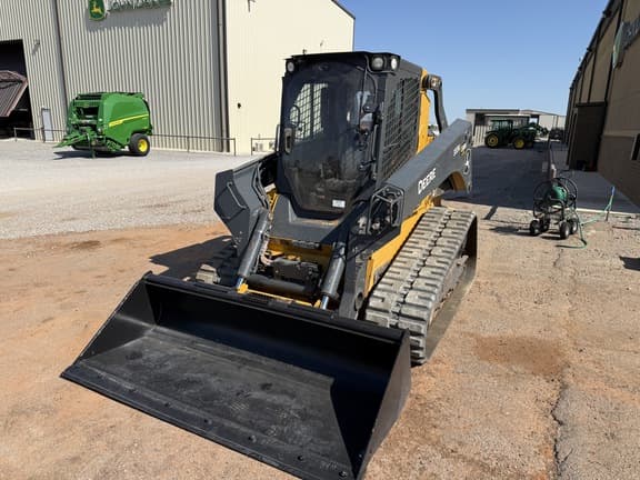 Image of John Deere 333G equipment image 1