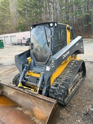 2022 John Deere 333G Equipment Image0