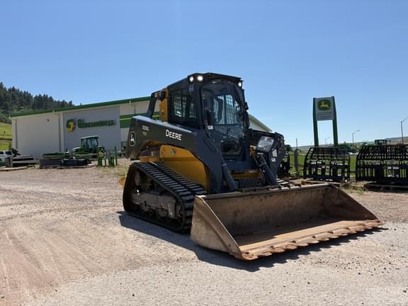Image of John Deere 333G Primary image