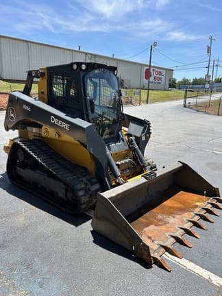 Image of John Deere 333G Primary image