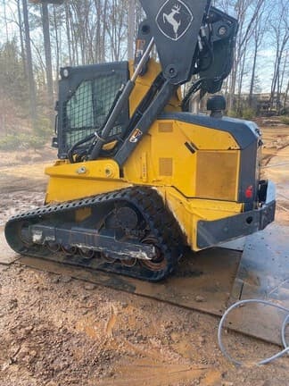 Image of John Deere 333G equipment image 1