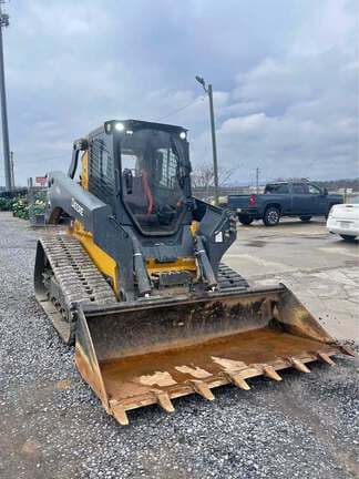 Image of John Deere 333G Image 1