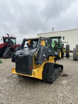 Image of John Deere 333G equipment image 3