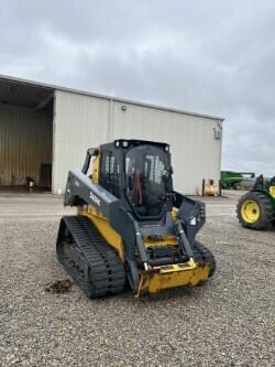 Image of John Deere 333G Primary image